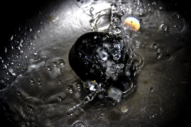 sink, water, plug